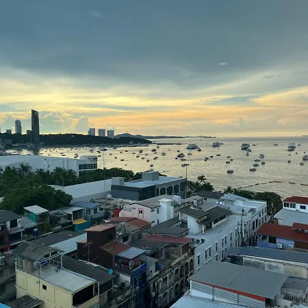 Pattaya Beach Condo